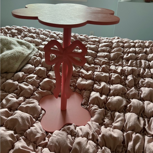 Bow table - Picture 3 of 3